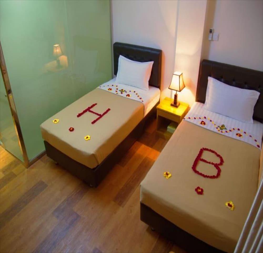 Hotel Bahosi Yangon Ngoại thất bức ảnh