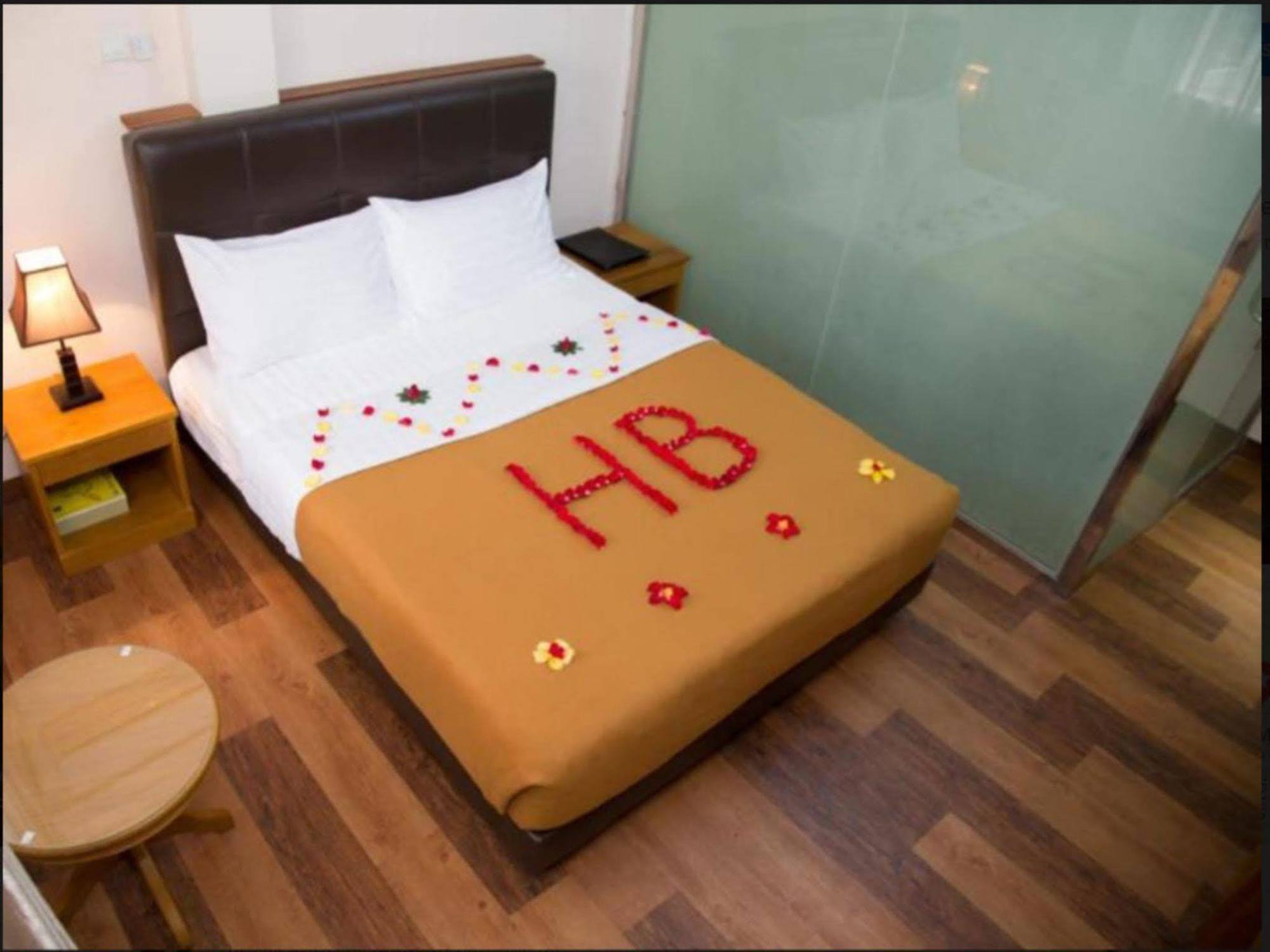 Hotel Bahosi Yangon Ngoại thất bức ảnh